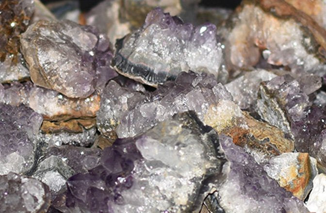 Amethyst: Unveiling the Healing Properties of this Spiritual Stone