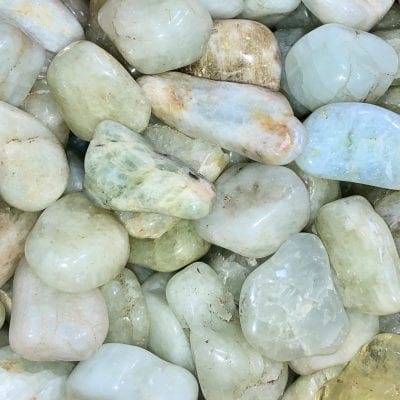 Aquamarine Crystal: Healing Properties, Meaning & Uses