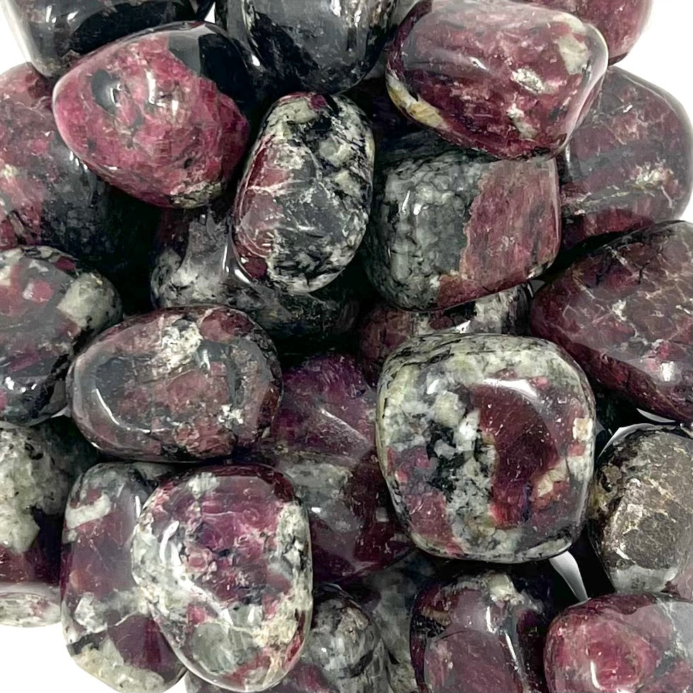 eudialyte tumb