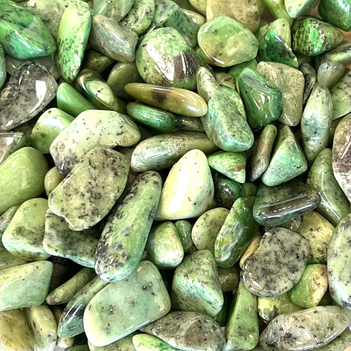 green garnet tumble