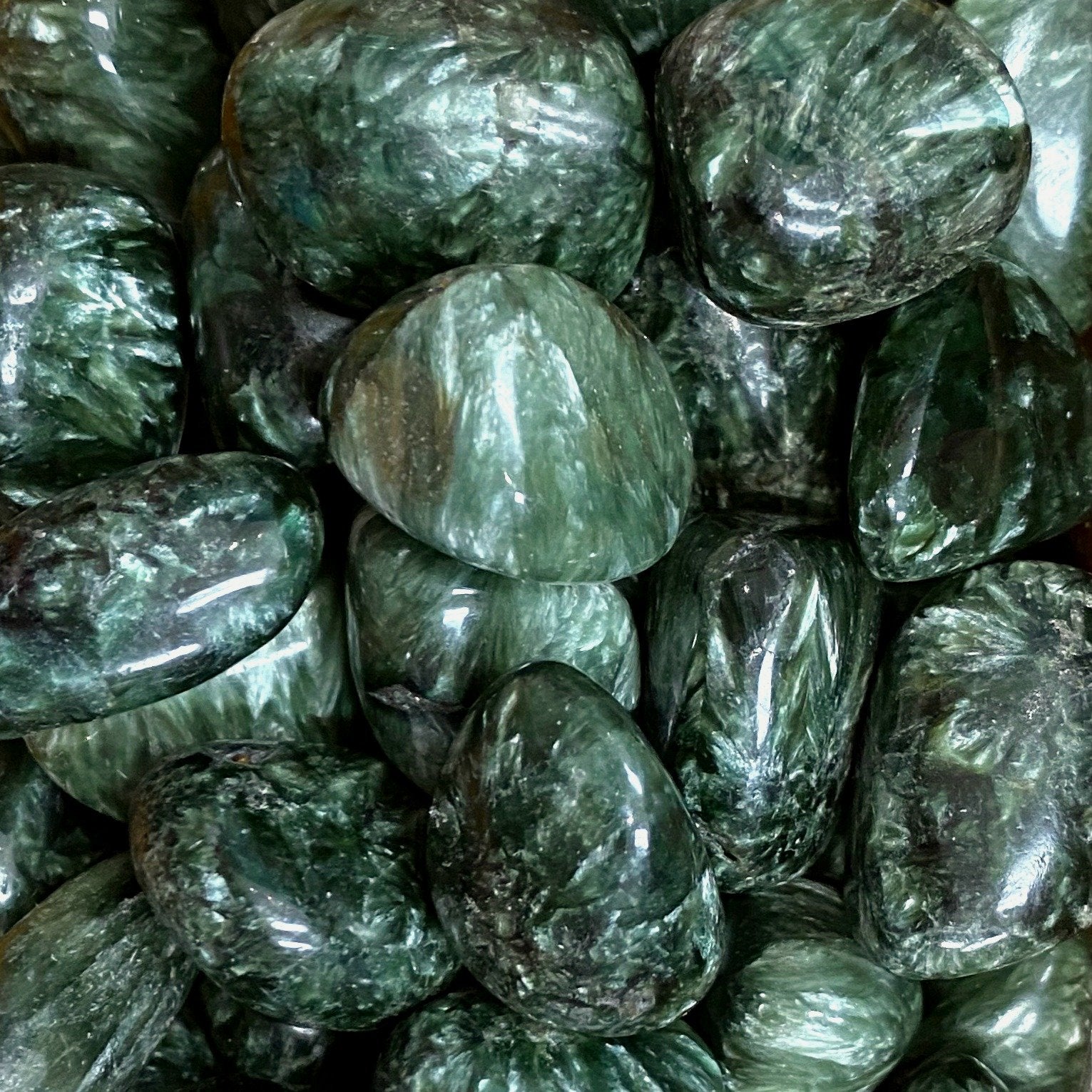 Seraphinite tumbled